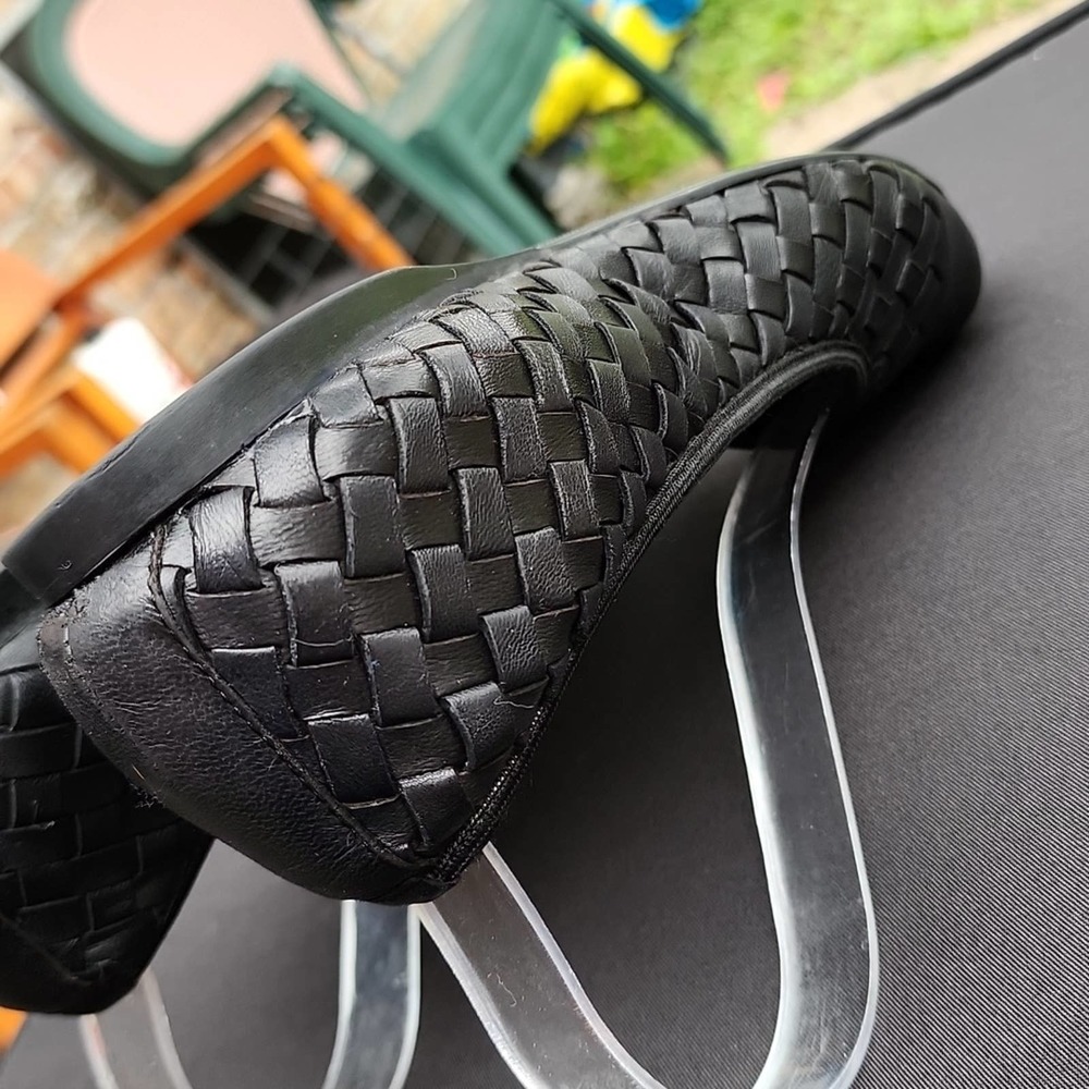 ROBERT ZUR LEATHER WOVEN CUTE  FLATS SIZE 40 IN GUC - Picture 10 of 16